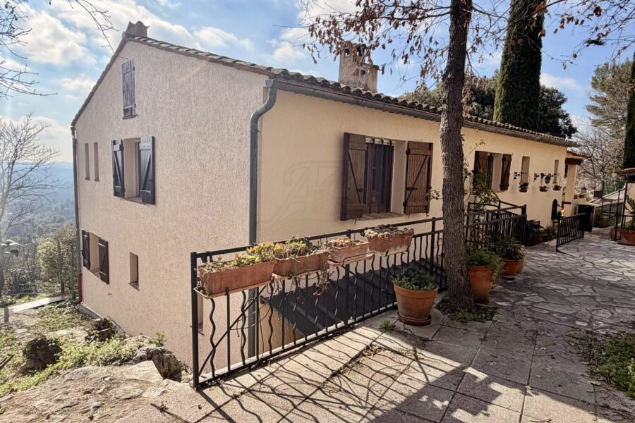 Maison à vendre à Seillans