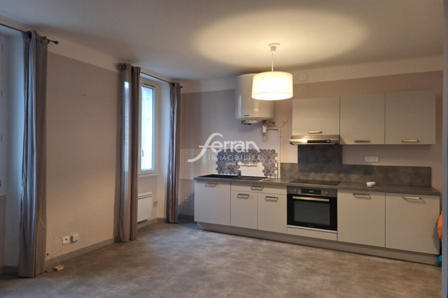 Appartement à louer à Figanières