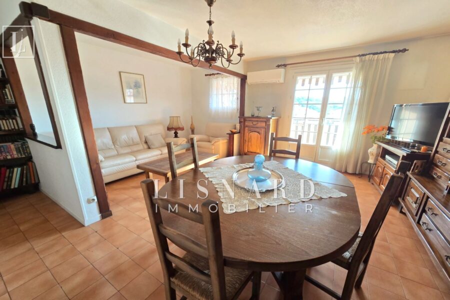 Appartement à vendre à Vallauris — Vue sur la ville — photo 4