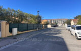 Appartement à vendre à La londe-les-maures — Vue sur la ville — photo 6