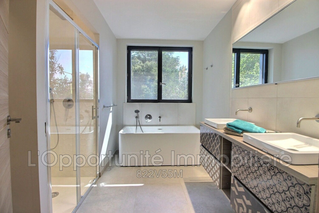vente maison 5 Pièce(s) – 5 pièces – 3 chambres – 160.00 m²