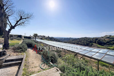 Maison à vendre à Cagnes-sur-Mer