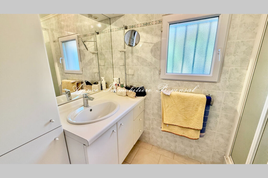 vente rez-de-jardin 3 Pièce(s) – 3 pièces – 2 chambres – 65.00 m²