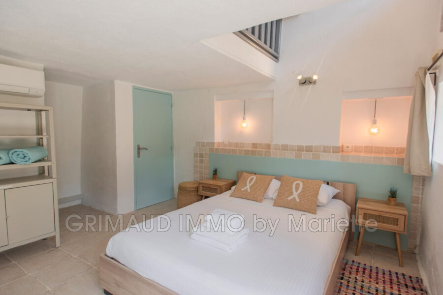 Maison à vendre à Le Plan-de-la-Tour — Vue parc & jardin — photo 9