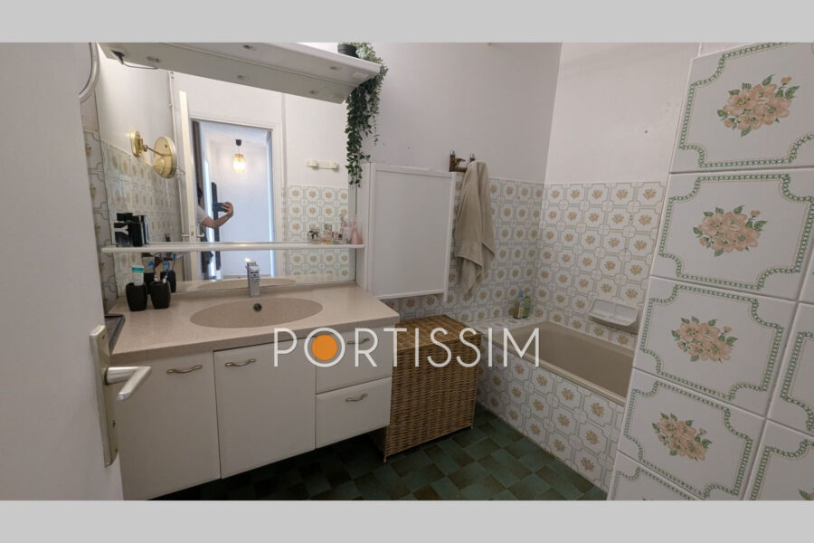 Appartement à vendre à Cagnes-sur-Mer — Vue sur la ville — photo 8