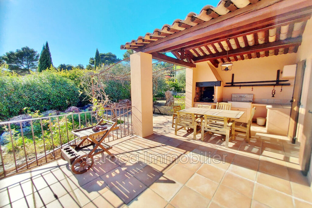 Villa de 5 chambres avec vue panoramique ? Lorgues  – 8 pièces – 5 chambres – 228.00 m²