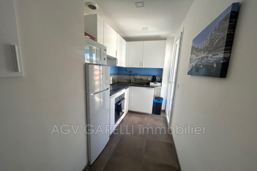 Appartement à vendre à Hyères — Vue marina & port — photo 7
