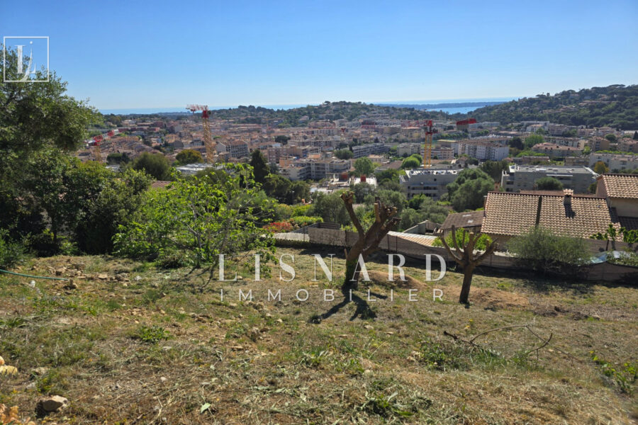 Terrain à vendre à Vallauris