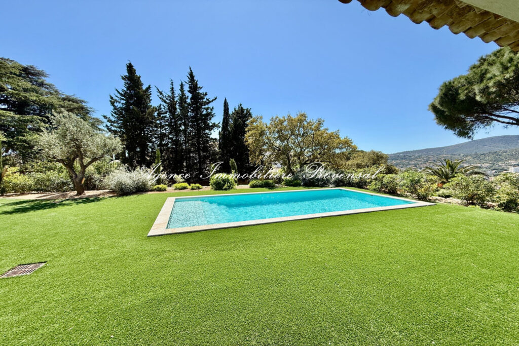vente villa contemporaine 4 Pièce(s) – 4 pièces – 3 chambres – 160.00 m²