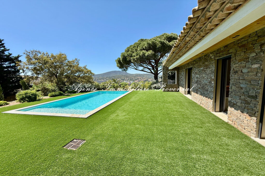 vente villa contemporaine 4 Pièce(s) – 4 pièces – 3 chambres – 160.00 m²