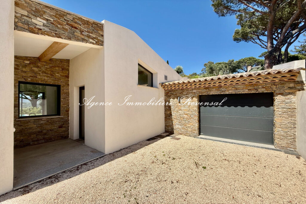 vente villa contemporaine 4 Pièce(s) – 4 pièces – 3 chambres – 160.00 m²
