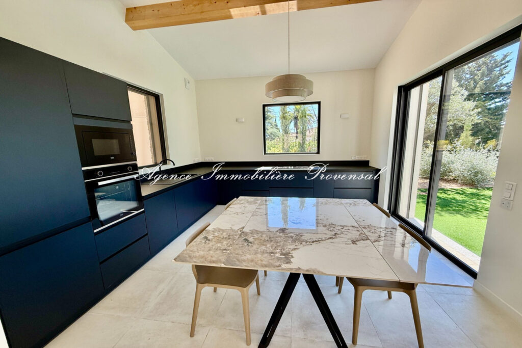 vente villa contemporaine 4 Pièce(s) – 4 pièces – 3 chambres – 160.00 m²