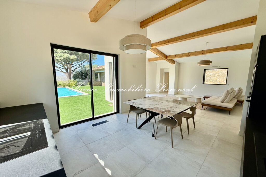 vente villa contemporaine 4 Pièce(s) – 4 pièces – 3 chambres – 160.00 m²