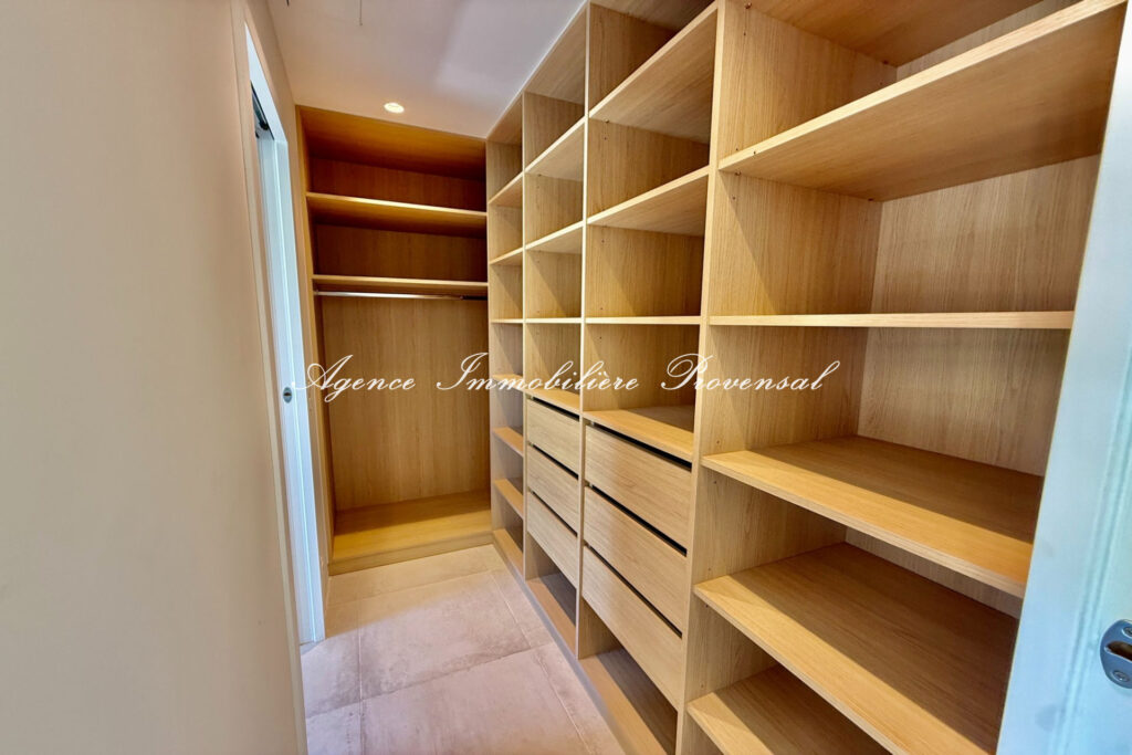 vente villa contemporaine 4 Pièce(s) – 4 pièces – 3 chambres – 160.00 m²