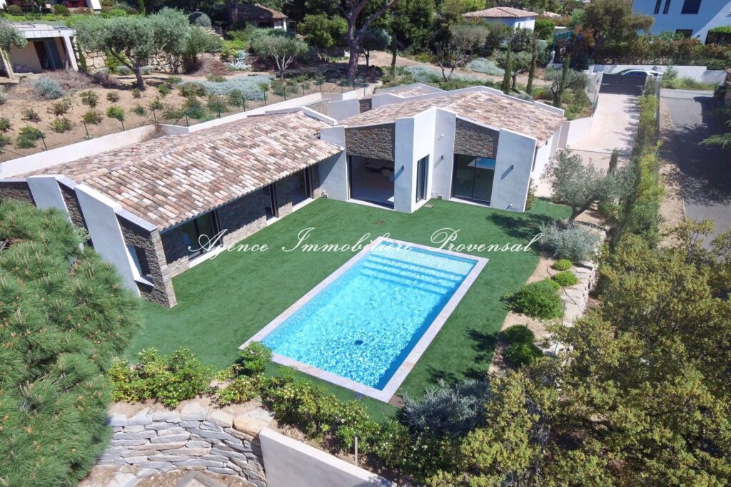 vente villa contemporaine 4 Pièce(s) – 4 pièces – 3 chambres – 160.00 m²