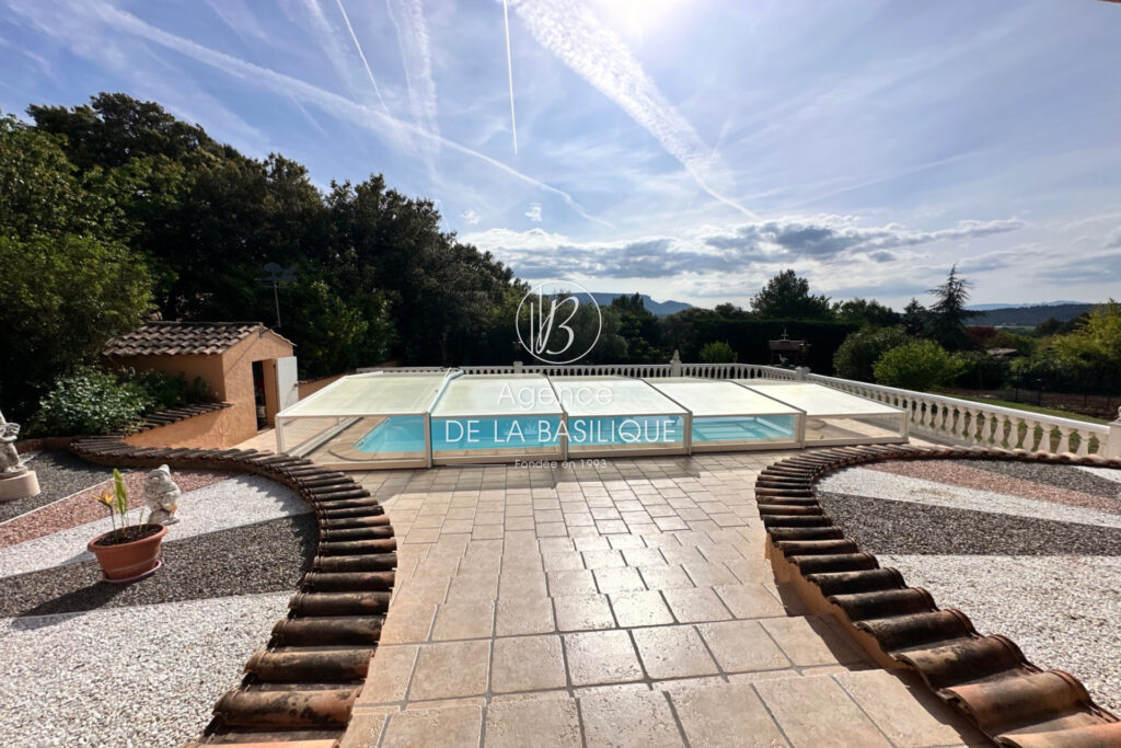 vente villa provençale 4 Pièce(s) – 4 pièces – 3 chambres – 120.00 m²