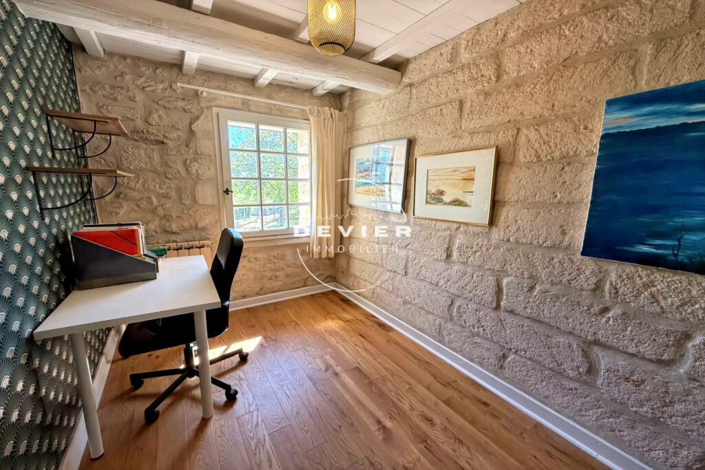vente maison 5 Pièce(s) – 5 pièces – 4 chambres – 140.00 m²