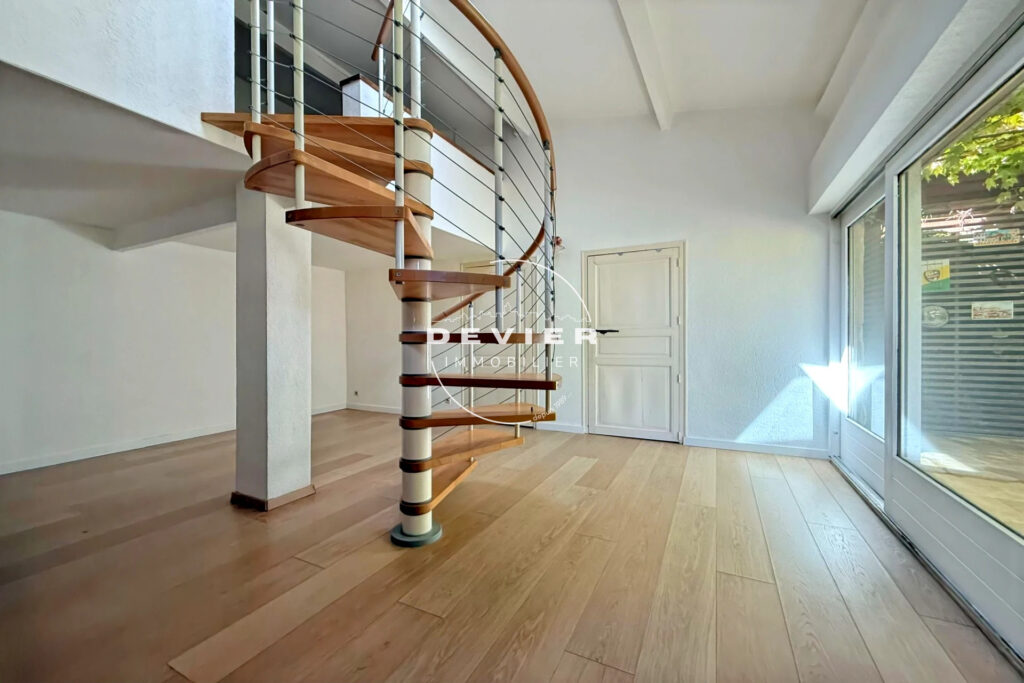 vente maison 5 Pièce(s) – 5 pièces – 4 chambres – 140.00 m²