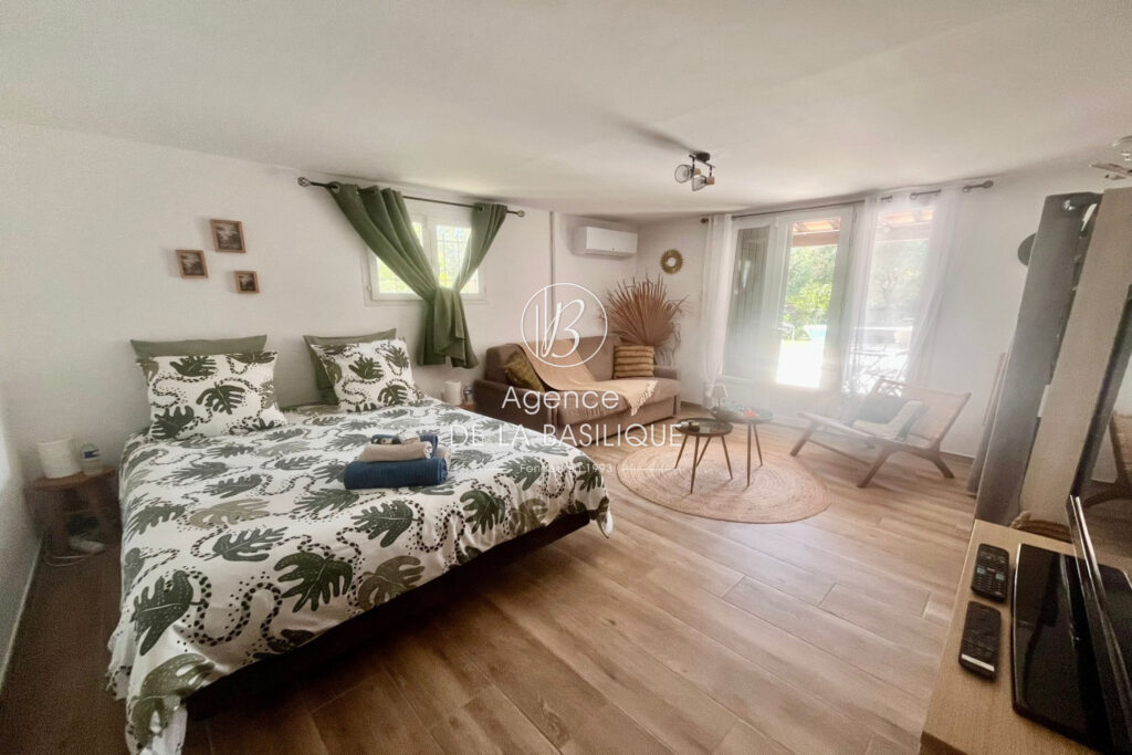 vente maison 5 Pièce(s) – 5 pièces – 4 chambres – 160.00 m²