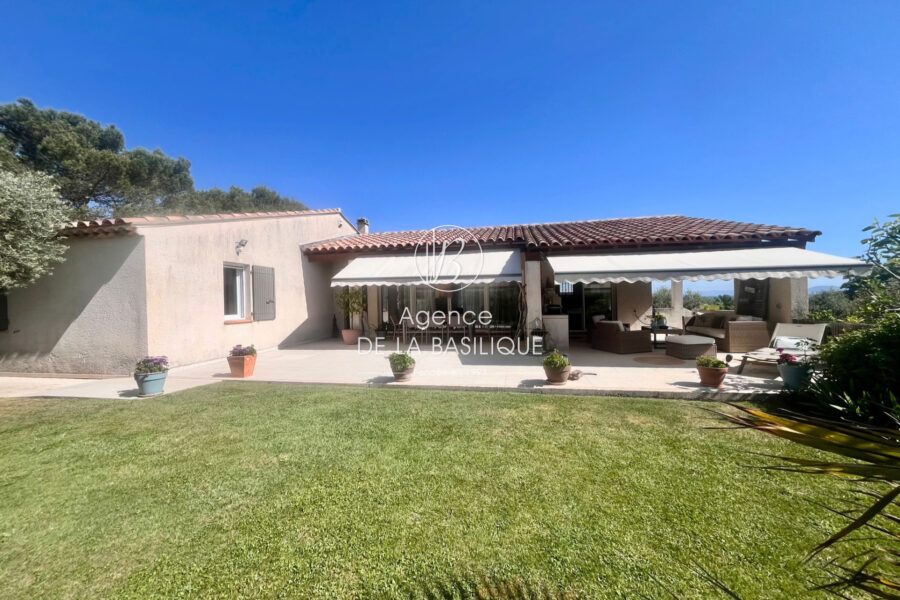 Maison à vendre à Saint-maximin-la-sainte-baume