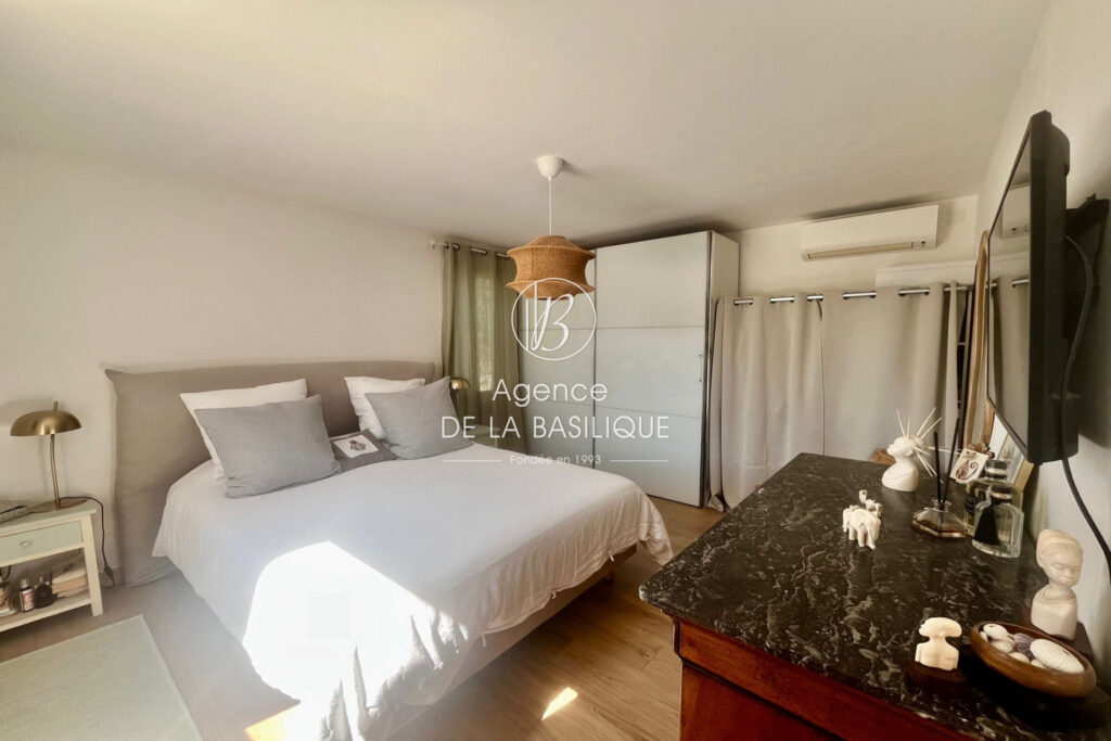 vente maison 5 Pièce(s) – 5 pièces – 4 chambres – 160.00 m²