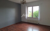 Proposé à la vente, cet appartement de trois pièces se trouve  – 3 pièces – 2 chambres – 77.00 m²