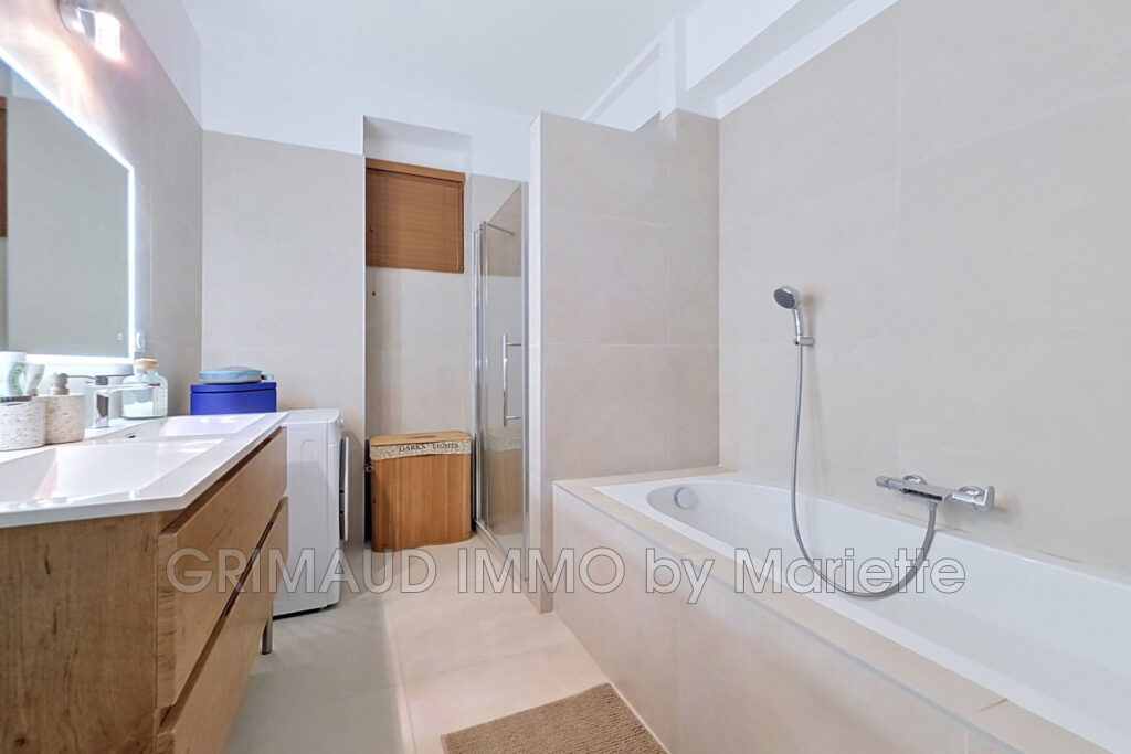 vente appartement 5 Pièce(s) – 5 pièces – 3 chambres – 126.53 m²