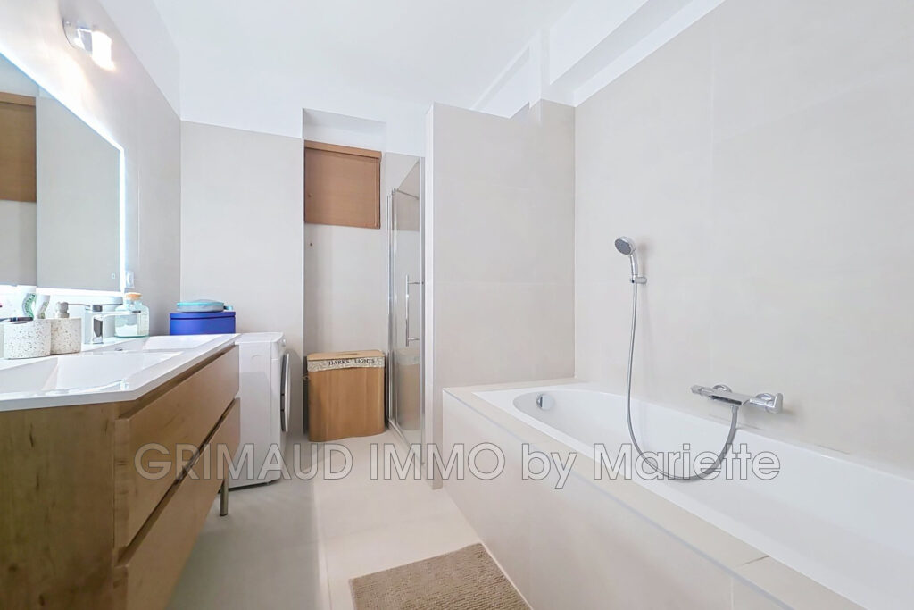 vente appartement 5 Pièce(s) – 5 pièces – 3 chambres – 126.53 m²
