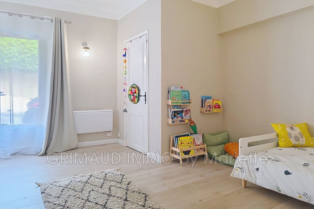 vente appartement 5 Pièce(s) – 5 pièces – 3 chambres – 126.53 m²