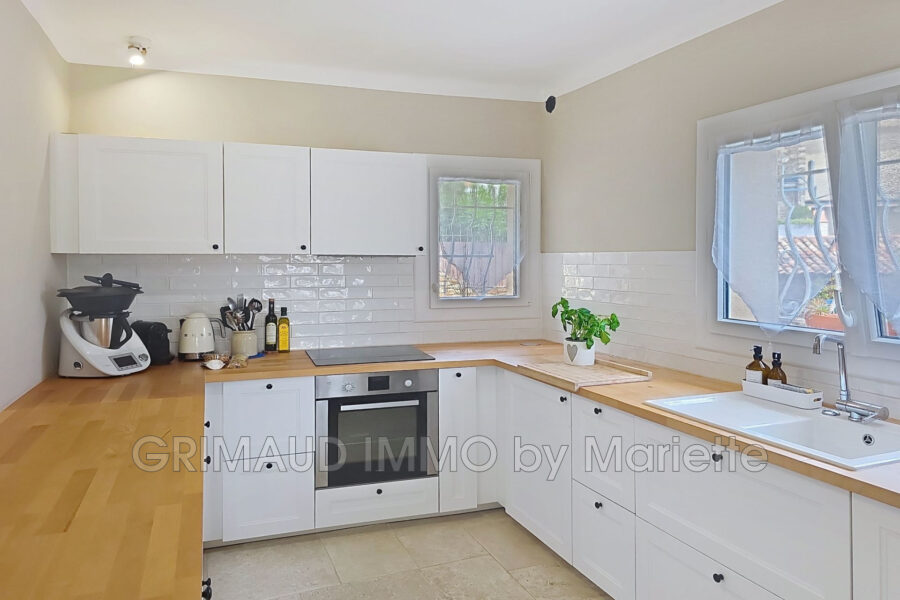 Appartement à vendre à Grimaud