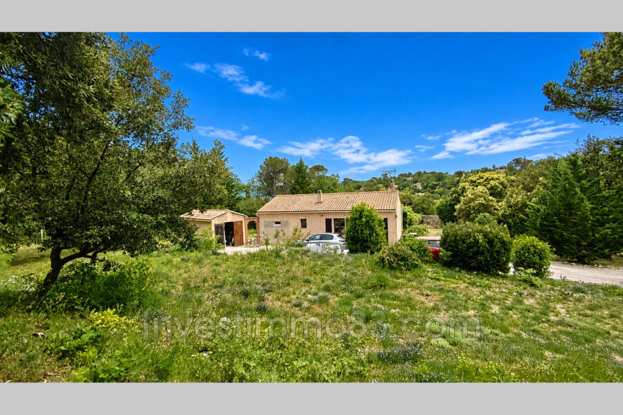 Maison à vendre à La roquebrussanne