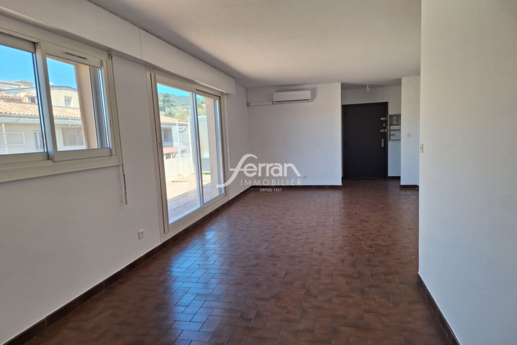 A LOUER Type 2 à DRAGUIGNAN – 2 pièces – 1 chambre – 55.92 m²