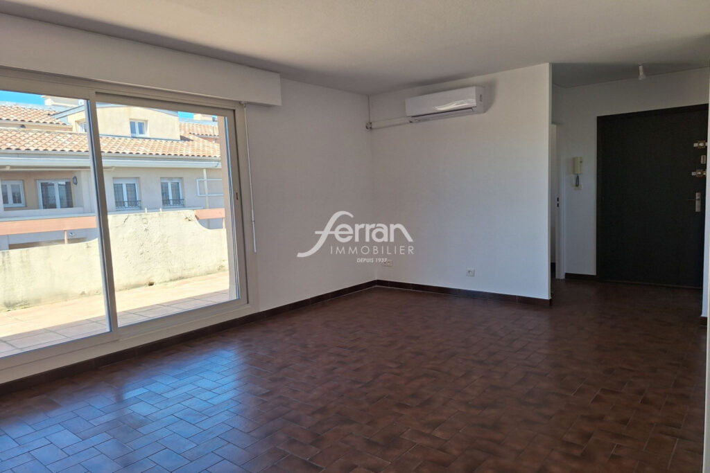 A LOUER Type 2 à DRAGUIGNAN – 2 pièces – 1 chambre – 55.92 m²