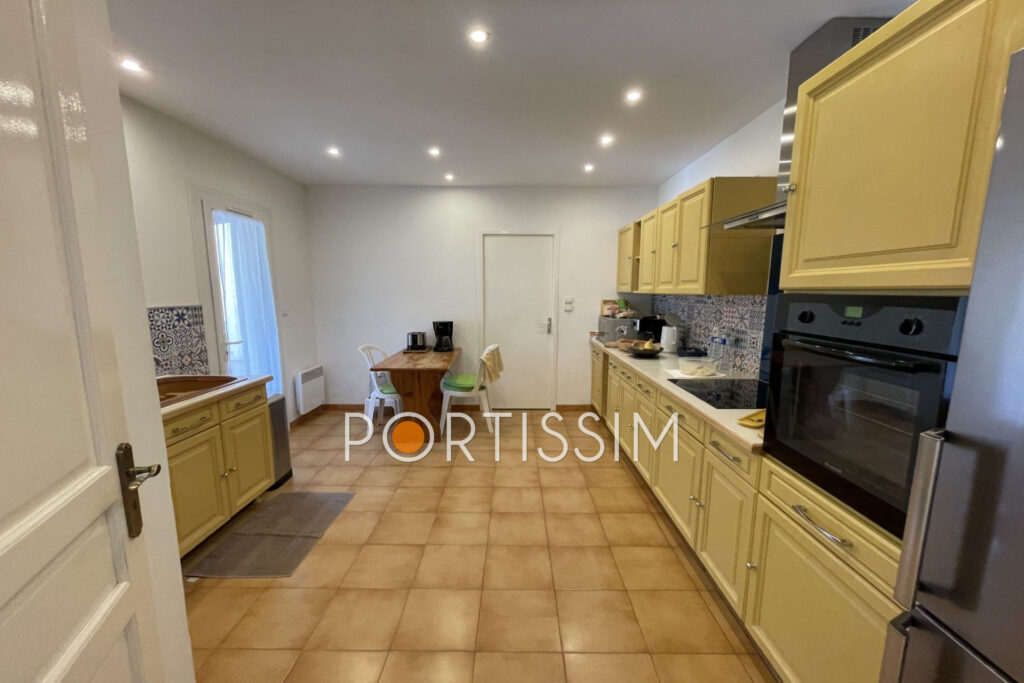 vente maison 4 Pièce(s) – 4 pièces – 3 chambres – 126.00 m²