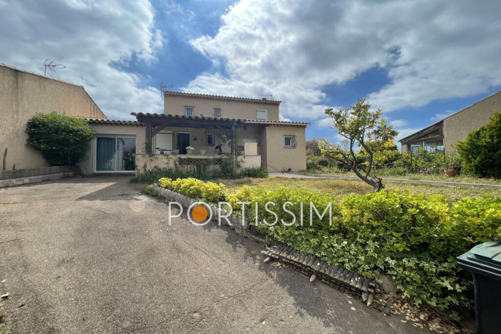 vente maison 4 Pièce(s) – 4 pièces – 3 chambres – 126.00 m²