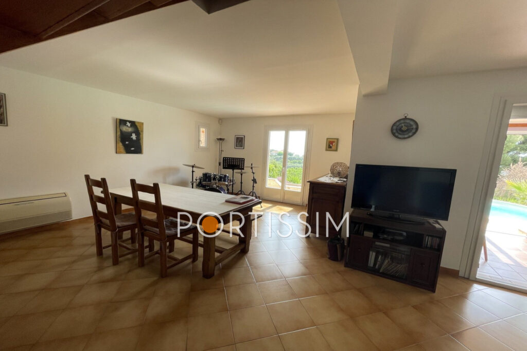 vente maison 4 Pièce(s) – 4 pièces – 3 chambres – 126.00 m²