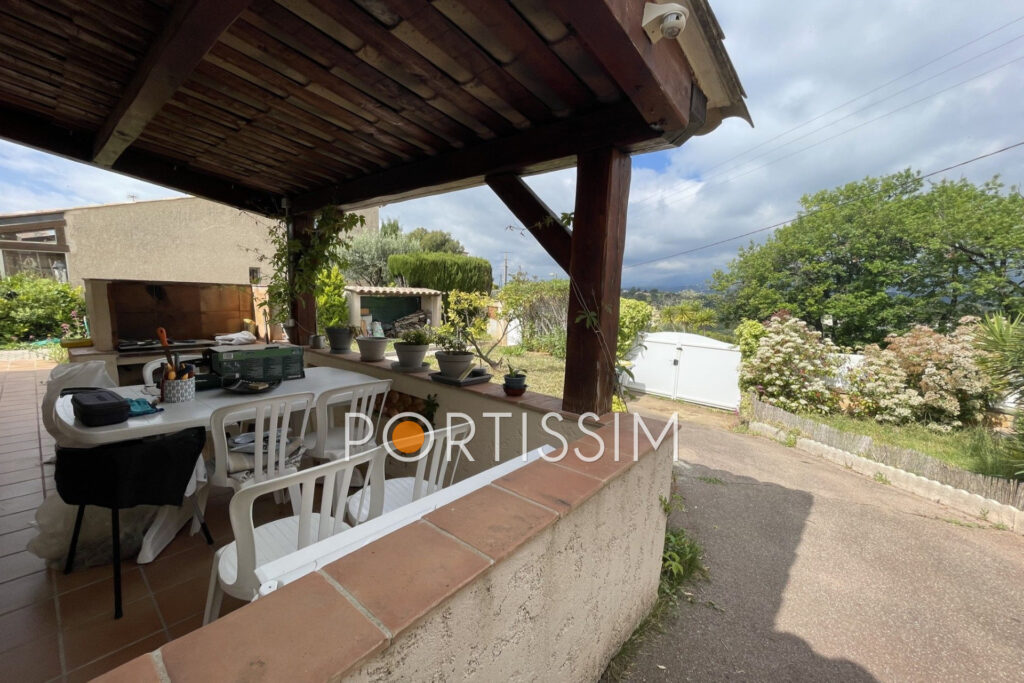 vente maison 4 Pièce(s) – 4 pièces – 3 chambres – 126.00 m²