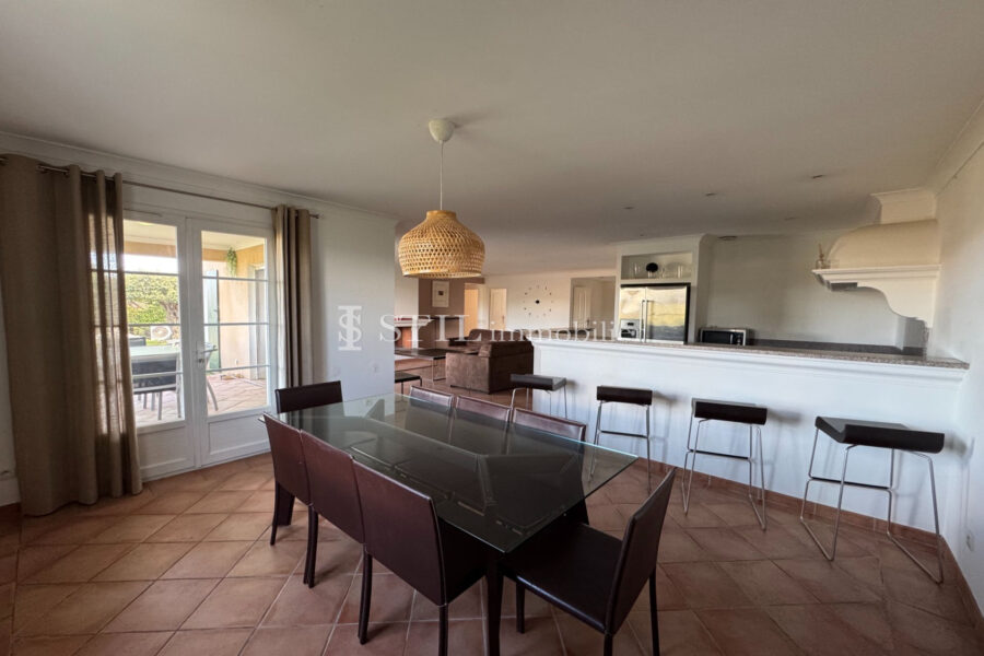 Maison à vendre à Sainte-maxime
