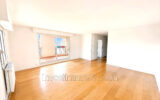 Dans une résidence fermée et sécurisée, bel appartement au 6èm – 4 pièces – 3 chambres – 77.41 m²