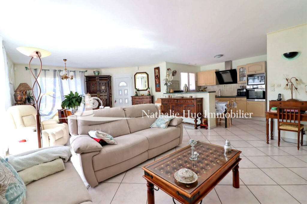vente maison 5 Pièce(s) – 5 pièces – 3 chambres – 93.00 m²