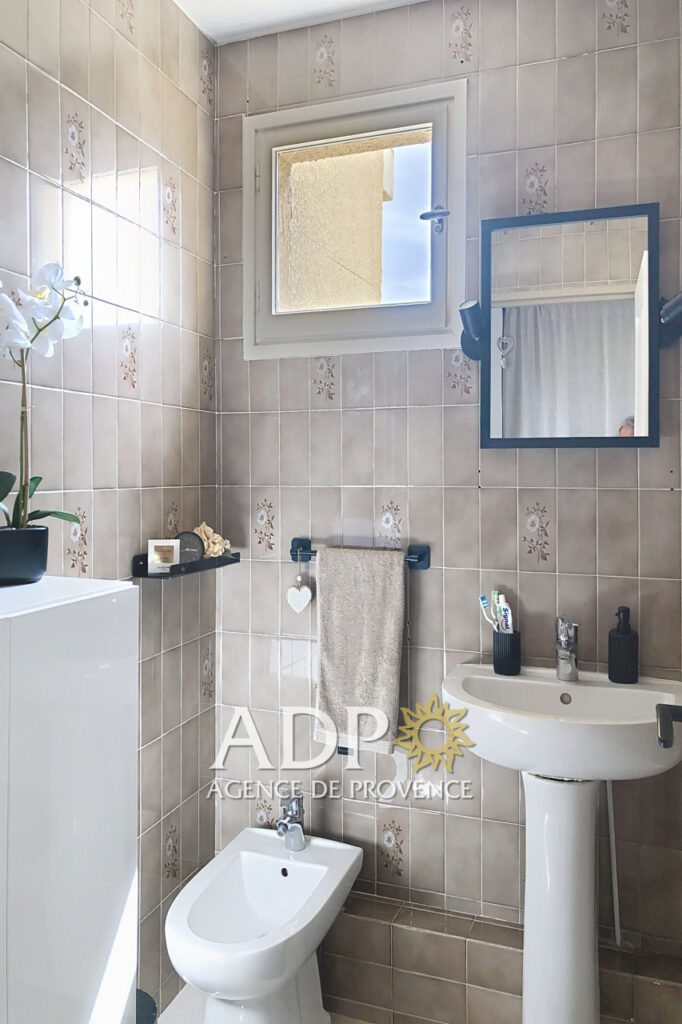 vente appartement 5 Pièce(s) – 5 pièces – 3 chambres – 92.12 m²