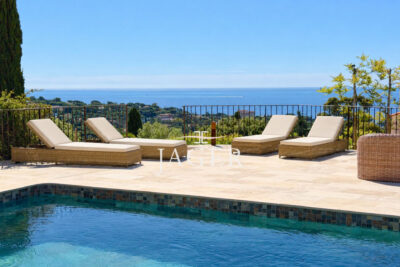 Villa entièrement rénovée avec vue mer panoramique !  – 5 pièces – 5 chambres – 240.00 m²