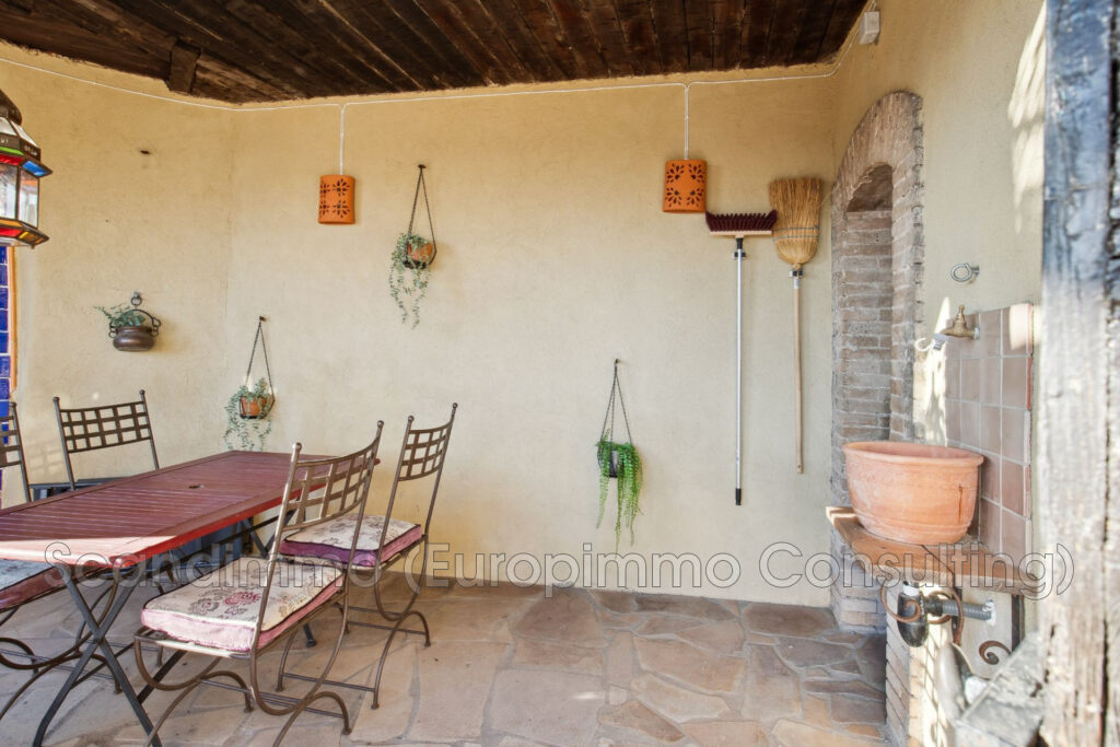 vente maison de village 5 Pièce(s) – 5 pièces – 4 chambres – 122.00 m²