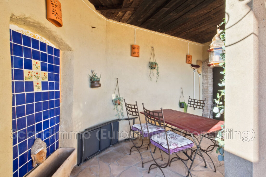 vente maison de village 5 Pièce(s) – 5 pièces – 4 chambres – 122.00 m²