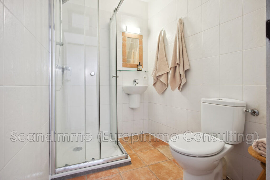 vente maison de village 5 Pièce(s) – 5 pièces – 4 chambres – 122.00 m²
