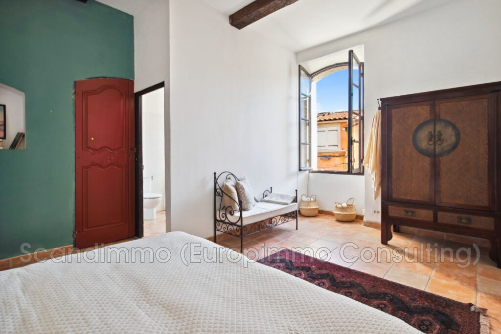 vente maison de village 5 Pièce(s) – 5 pièces – 4 chambres – 122.00 m²