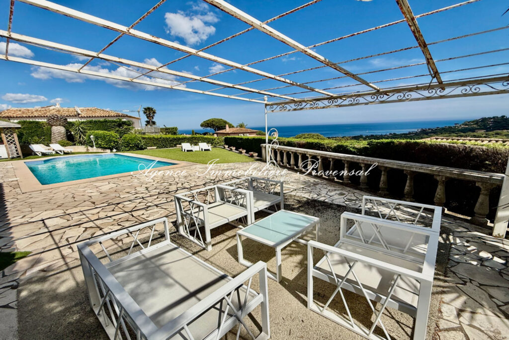 vente maison 6 Pièce(s) – 6 pièces – 3 chambres – 170.00 m²