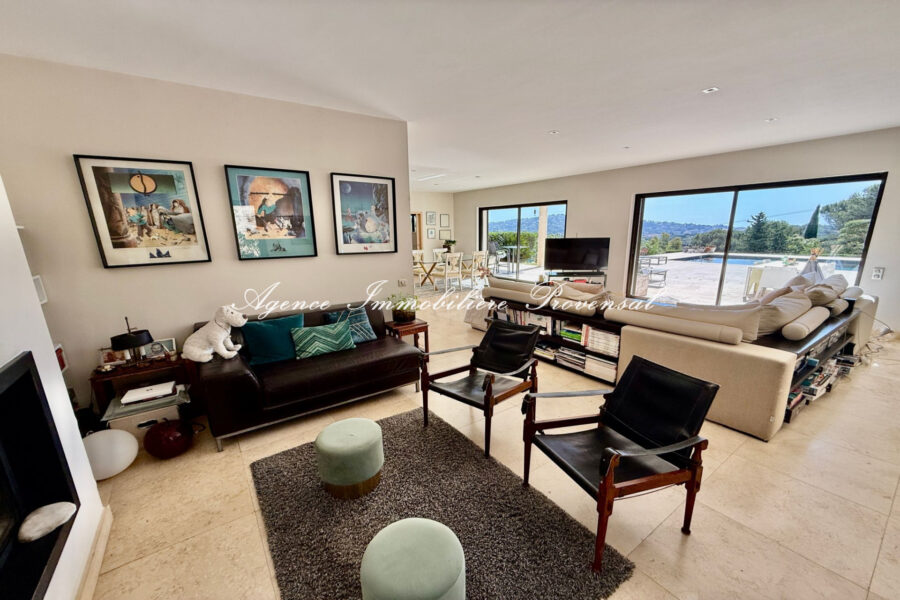 Maison à vendre à Sainte-Maxime — Vue mer — photo 10