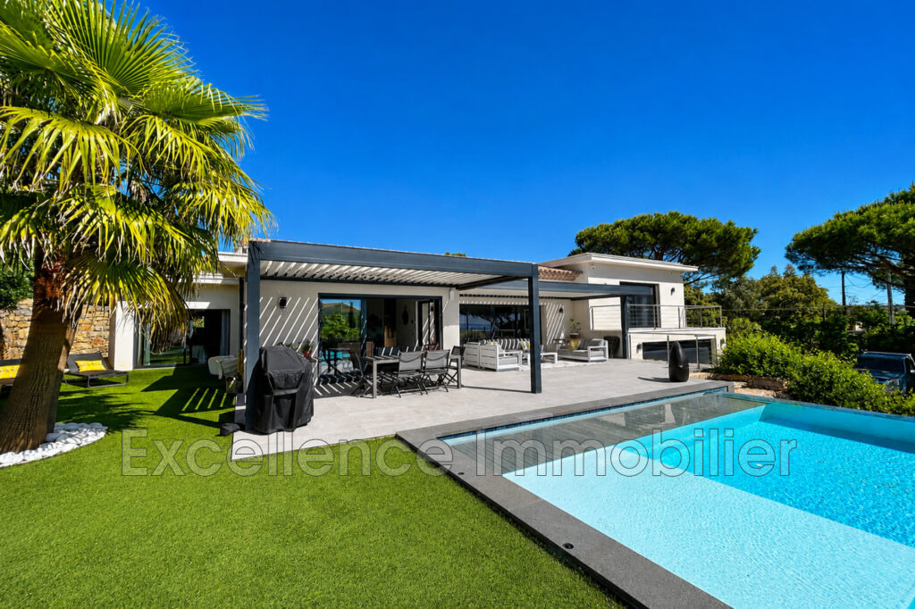 vente villa 5 Pièce(s) – 5 pièces – 3 chambres – 165.00 m²