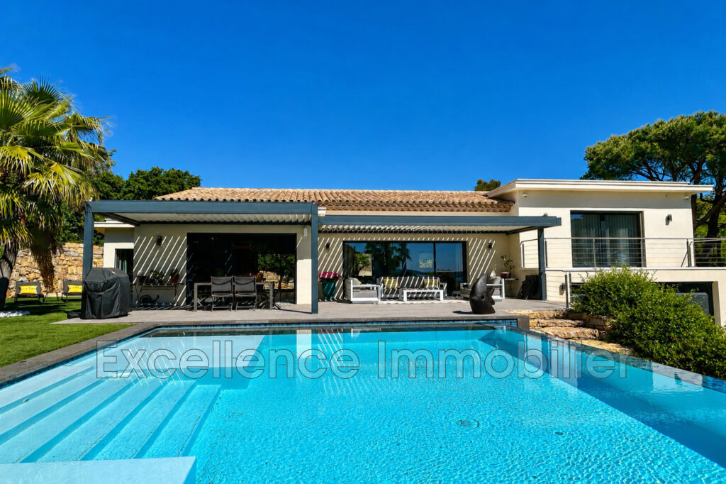 vente villa 5 Pièce(s) – 5 pièces – 3 chambres – 165.00 m²
